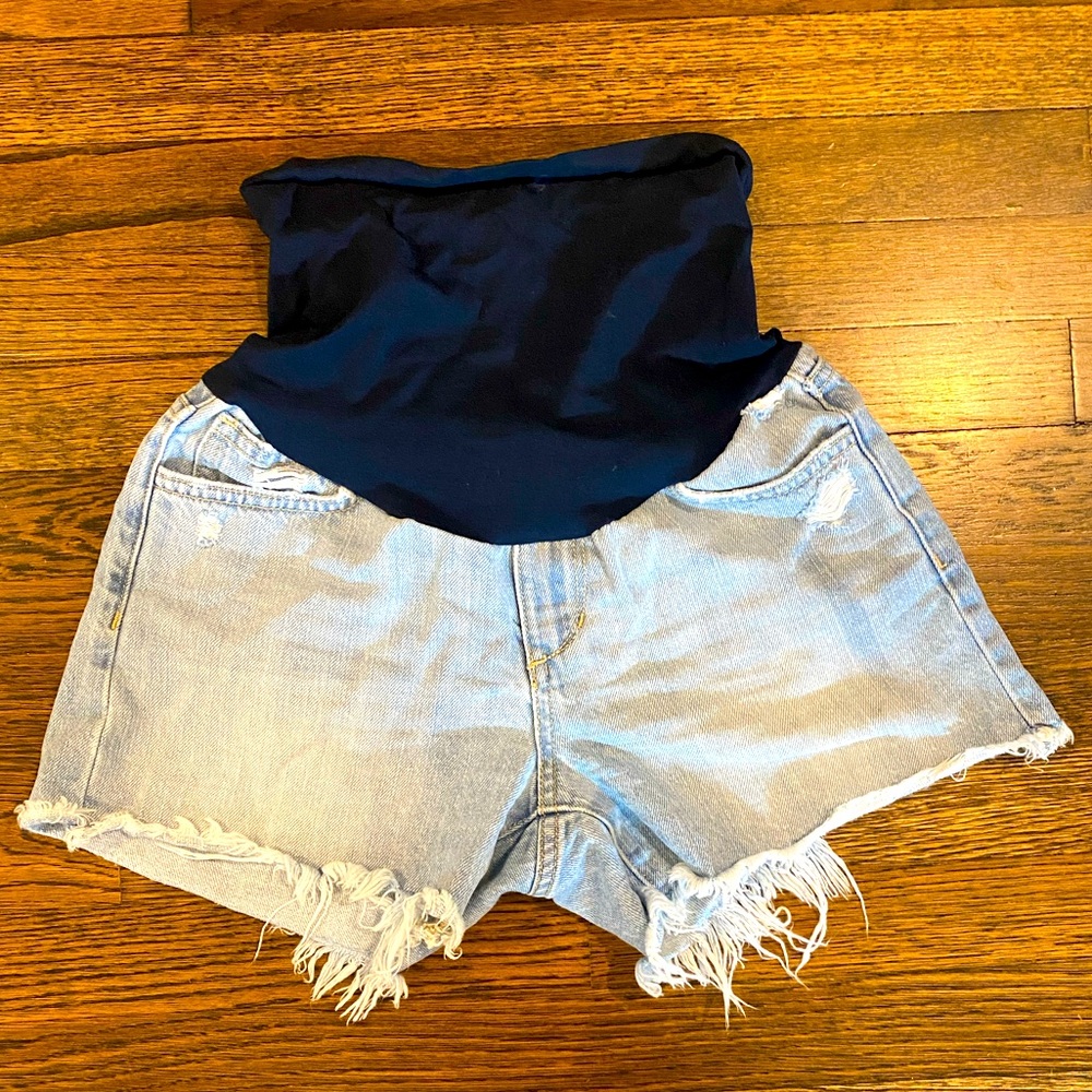 Joe’s Jeans Maternity Short Light Wash